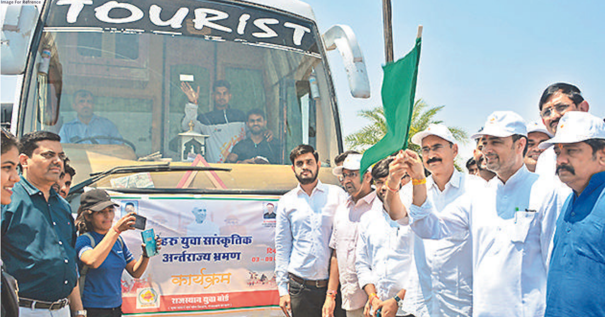 Raj Youth Board sends 400 youth on 7-day tour